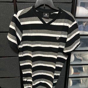 Akademiks Black/Gray Striped T Shirt Used Large